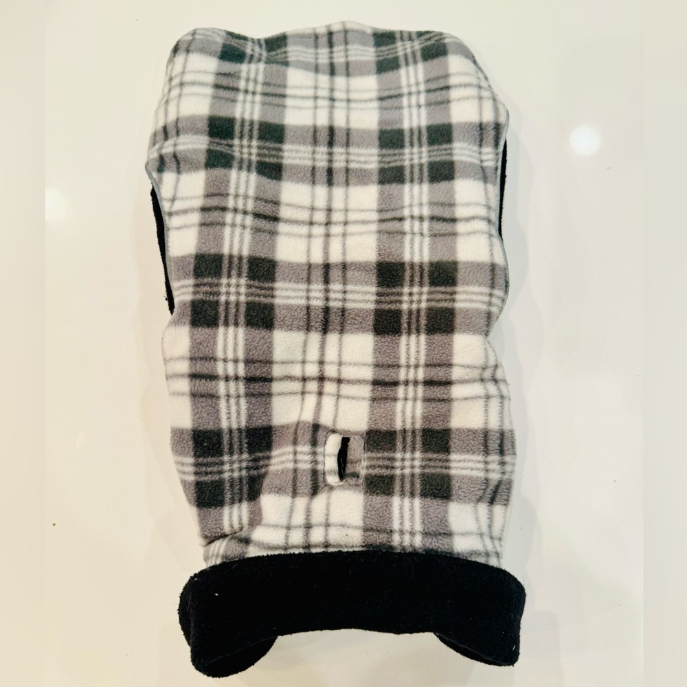 Fleece reversible dog jacket (black/white), size M